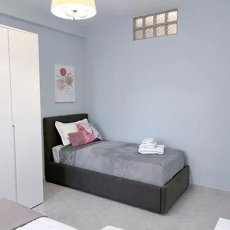 Апартаменты Beachfront With Facilities Влёра